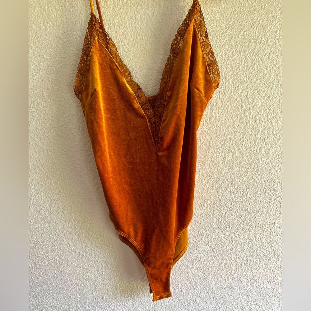 Super cute velvet bodysuit
